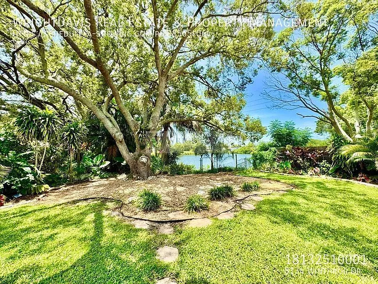 8134 Winthrop Dr — Photo 38