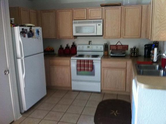 2nd image of 124 Amanda Ct