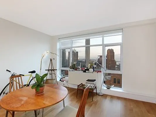 Rented by Corcoran | media 32