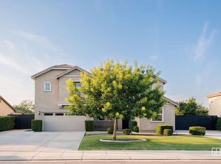 15939 La Strada Ct, Bakersfield, CA 93314