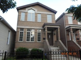 3306 S Justine St, Chicago, IL 60608