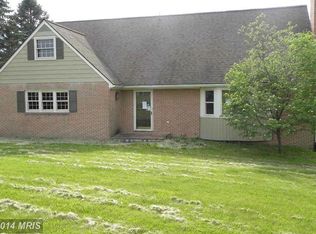 22 Kensington Dr, Chambersburg, PA 17201