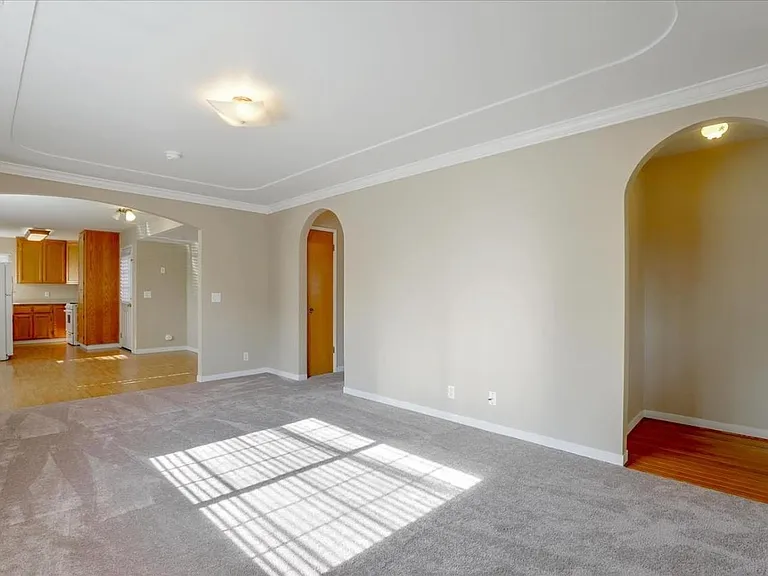 1024 Garland Ave — Photo 6