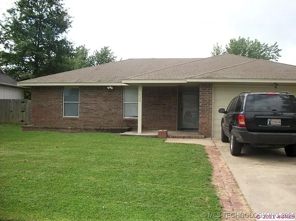 16420 E 3rd St, Tulsa, OK 74108