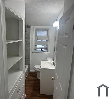 5th image of 3886 Gary Ave