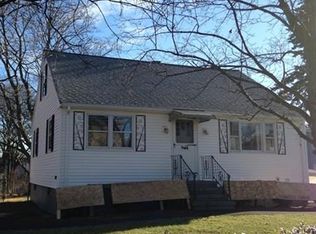 85 Bunker Hill Ave, Lowell, MA 01850
