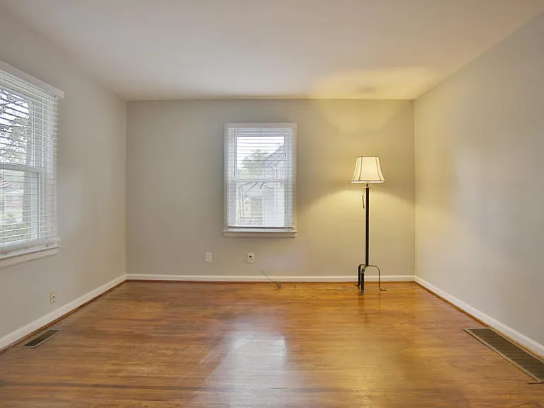 609 Marquette Dr — Photo 11
