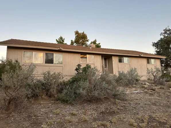 30696 Spearhead Rd, Prather, CA 93651