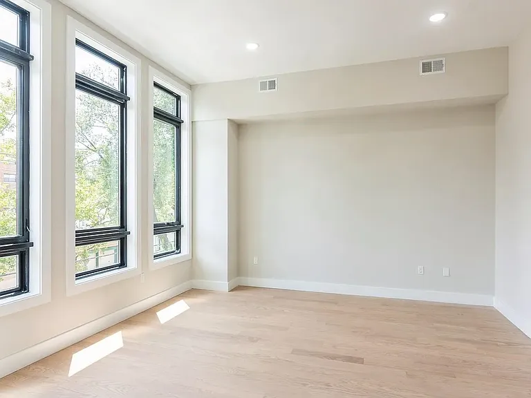 221 Columbia Ave #2 — Photo 6