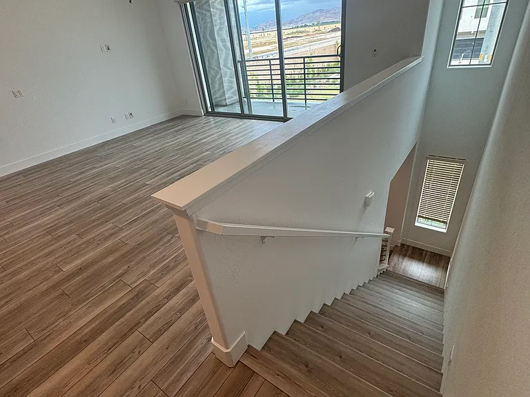 2866 E Teaberry Dr — Photo 8