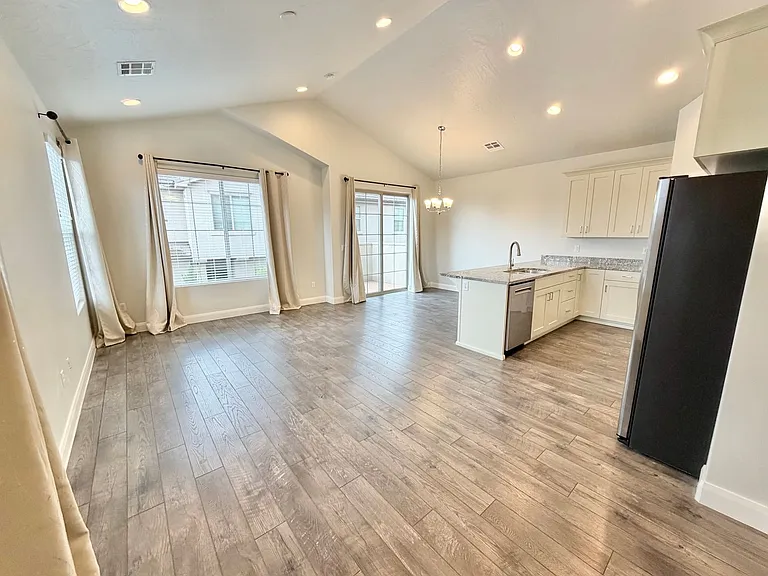 3657 S Sochi Ln — Photo 13
