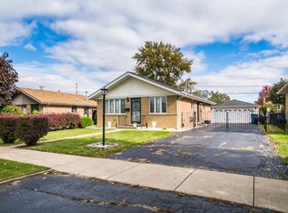 8107 Mason Ave, Burbank, IL