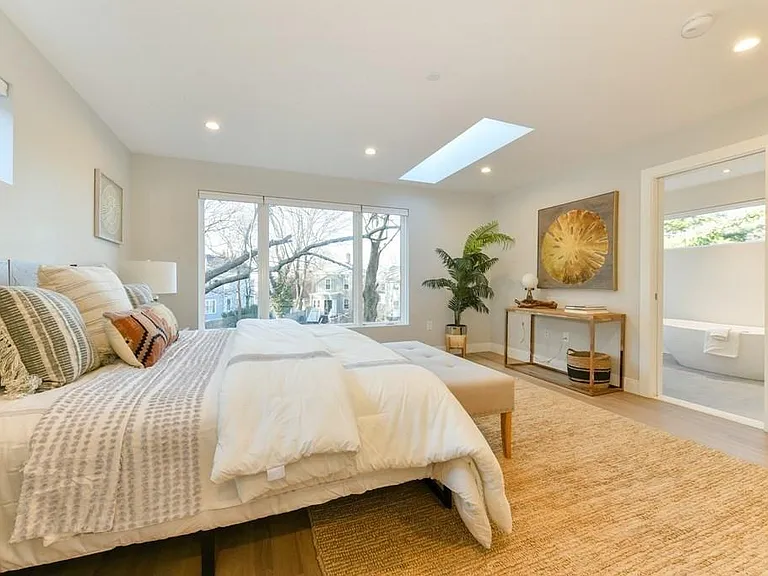 123 Walden St — Photo 13