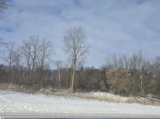 S Pine River St, Ithaca, MI 48847