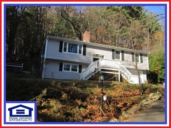 80 Murphy Rd, Hudson, MA 01749