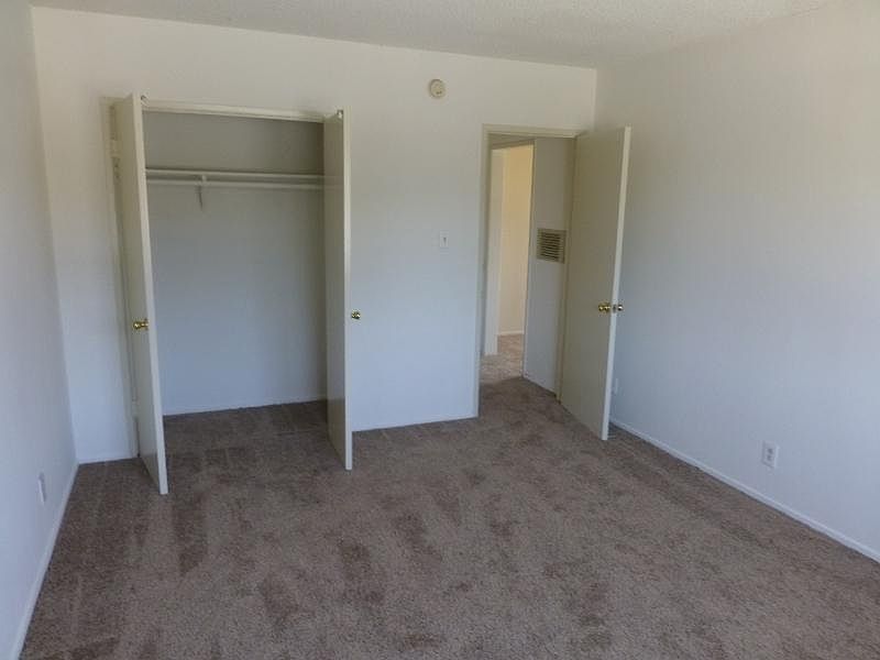 2nd image of 3540 Overland Ave APT 1