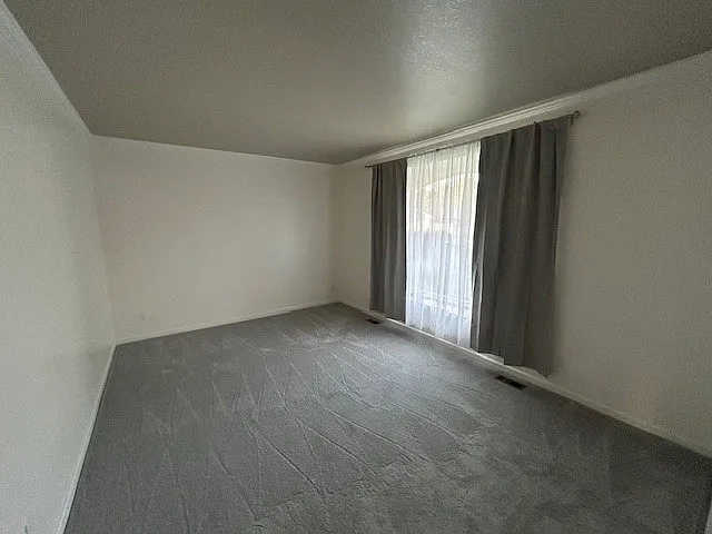 3 bed, 1598 sqft, $2,250 — Photo 3