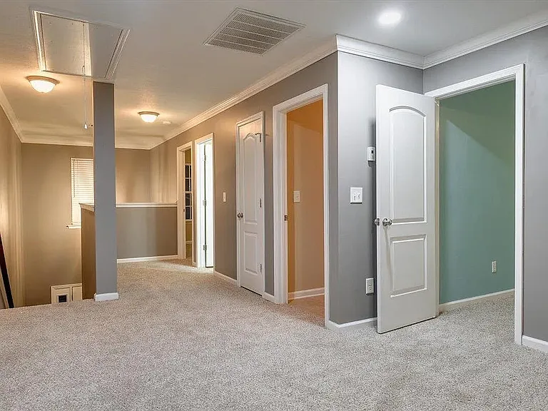756 Keyes Dr — Photo 15