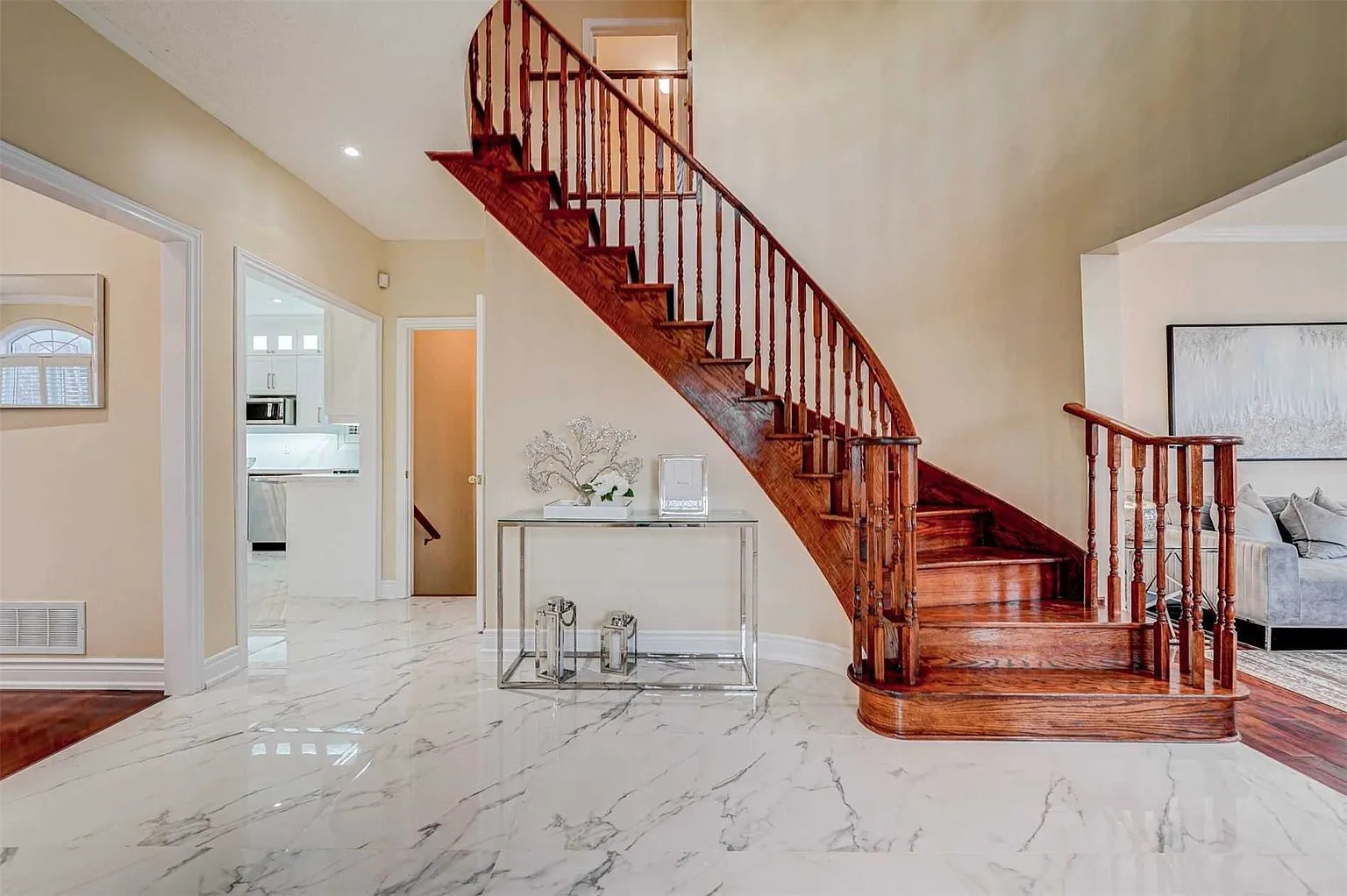 24 Miramar Dr photo 1