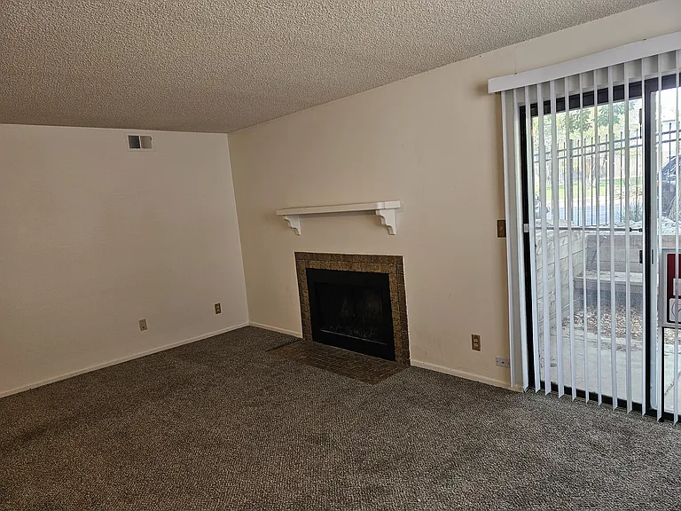 12506 E Cornell Ave — Photo 13