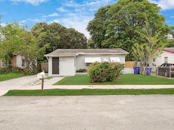 2537 NW 9th Ct, Pompano Beach, FL 33311