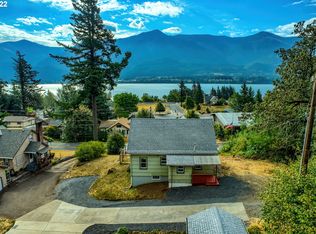 115 NW Vancouver Ave, Stevenson, WA 98648