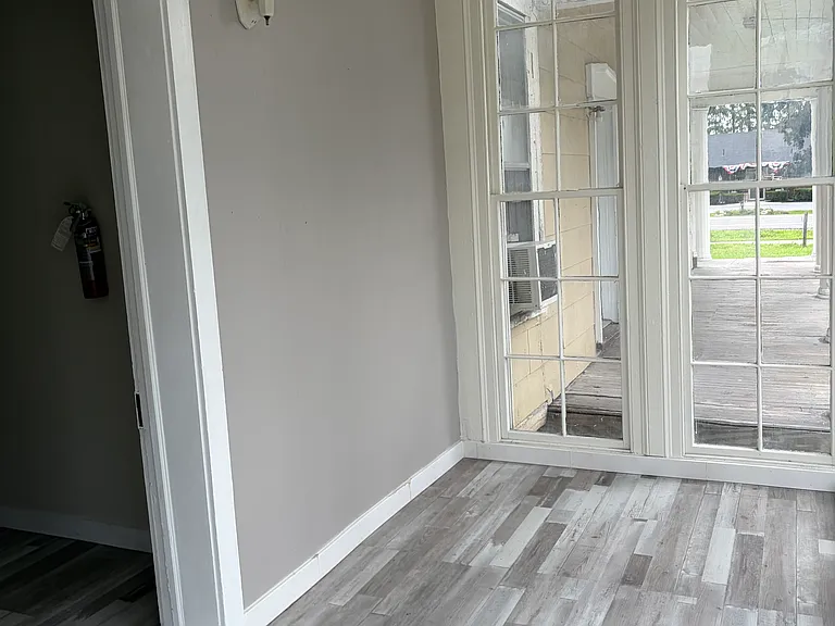 237 Jefferson Hts #2 — Photo 10