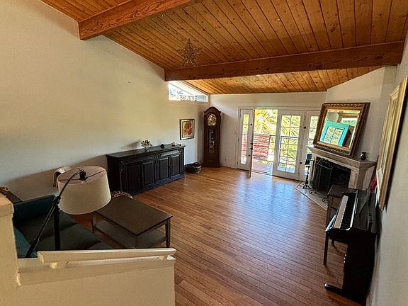 Upstairs living room