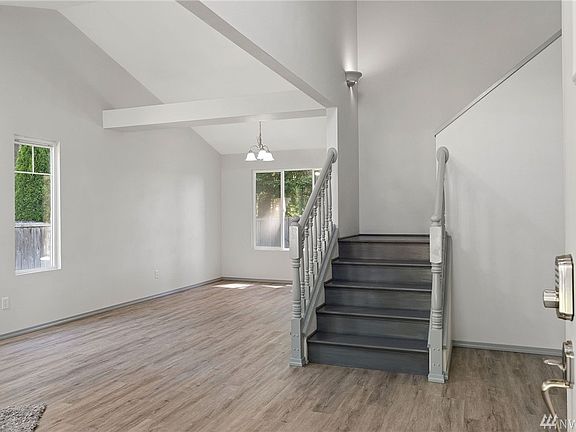 4th image of 20117 75th Avenue Ct E