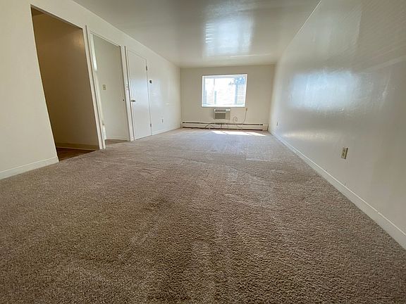 3rd image of 1860 Brett St #66