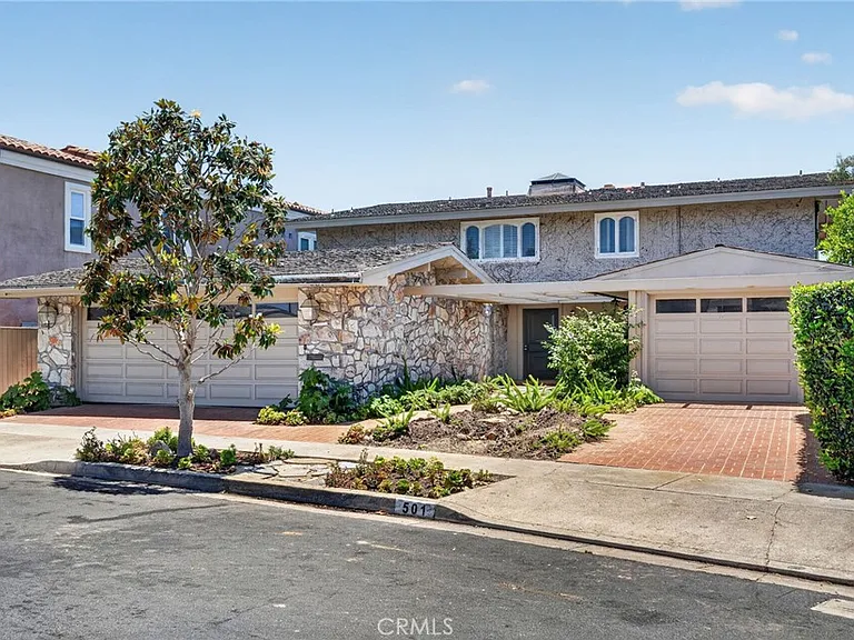 501 Morning Star Ln — Photo 4