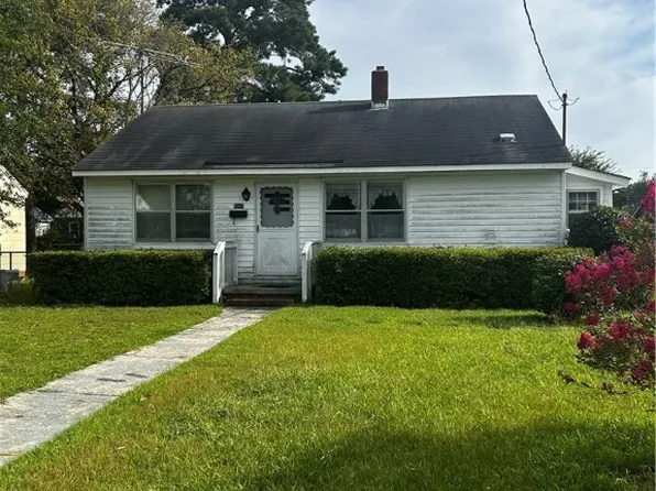 1012 9th St, Lumberton, NC 28358