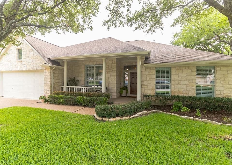 1st image of 2826 Chatelle Dr