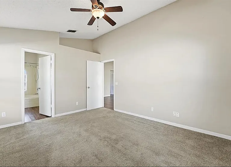 938 River Wind Ave — Photo 6