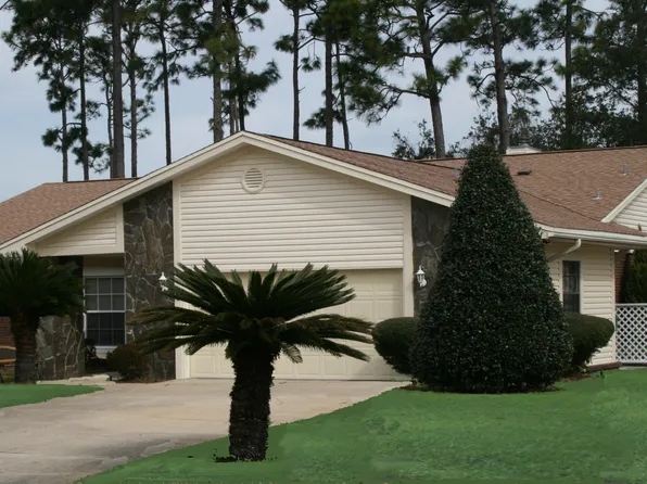 23 Lake Lorraine Cir, Shalimar, FL 32579