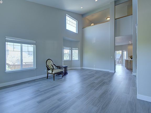 4th image of 2911 NE 186th Ct