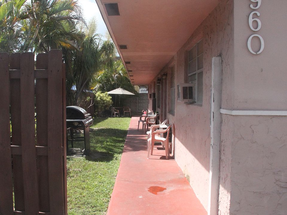 2nd image of 3960 South West 51 Street #Unit 1 - 3