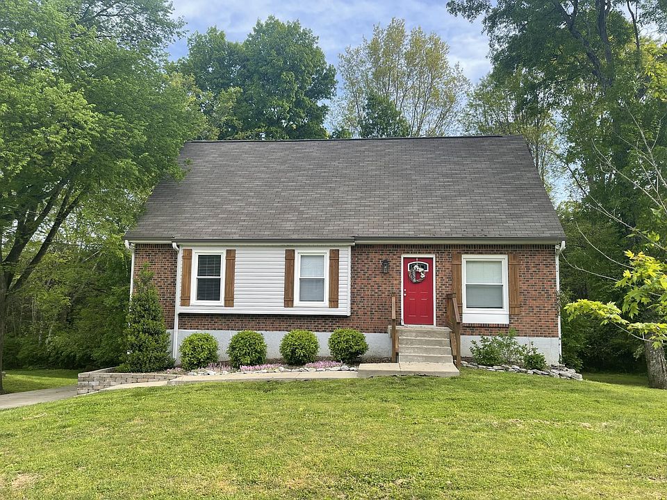 Darling fully renovated 4 bed 2 bath plus bonus and flex/office/storm room in basement.