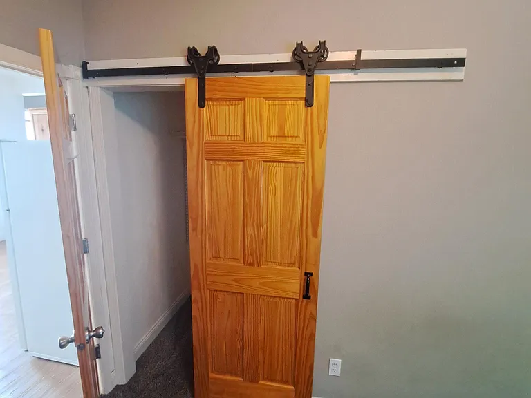 610 W Cedar St #4 — Photo 4