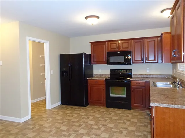 1808 Bunting Way Dr — Photo 3