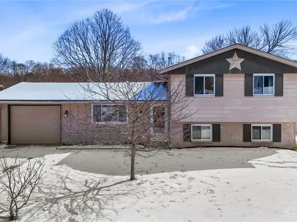 5300 Waverly St, Fairborn, OH 45324