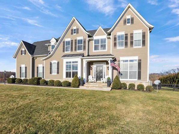 35664 Sweet Branch Ct, Purcellville, VA 20132