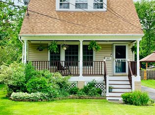 462 Forestview Rd, Bay Village, OH 44140