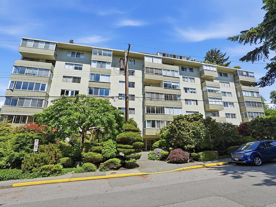 1st image of 1425 Esquimalt Ave #215