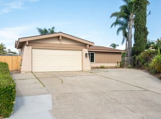 8401 Dube Ct, Santee, CA 92071