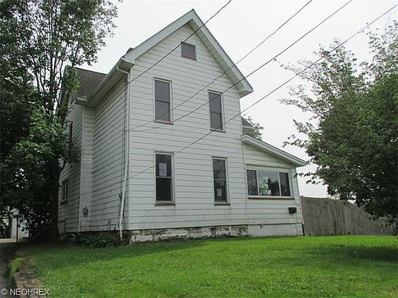 2nd image of 237 E Wilson Ave