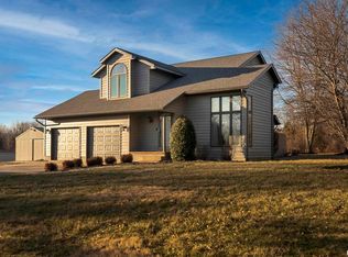 14074 Timberline Rd, Marion, IL 62959