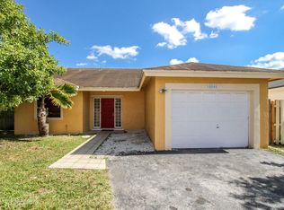 15505 SW 57th St, Miami, FL 33193