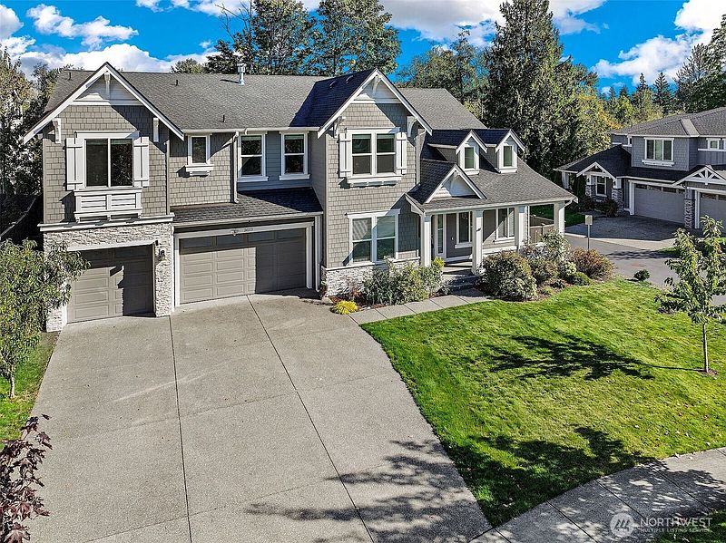 3rd image of 24223 1st Avenue SE