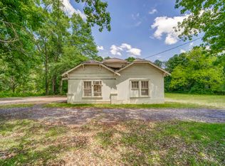 1912 Austin Dr, Decatur, GA 30032